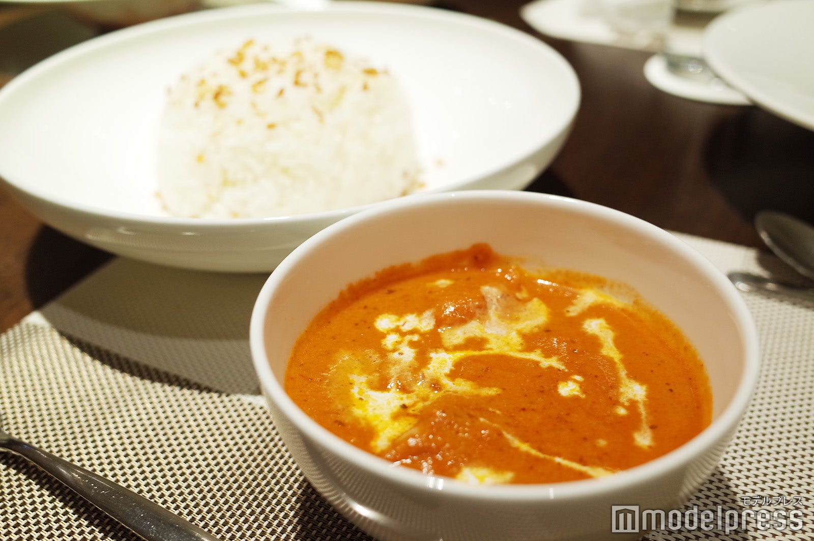 ノゾホテル（C）モデルプレス