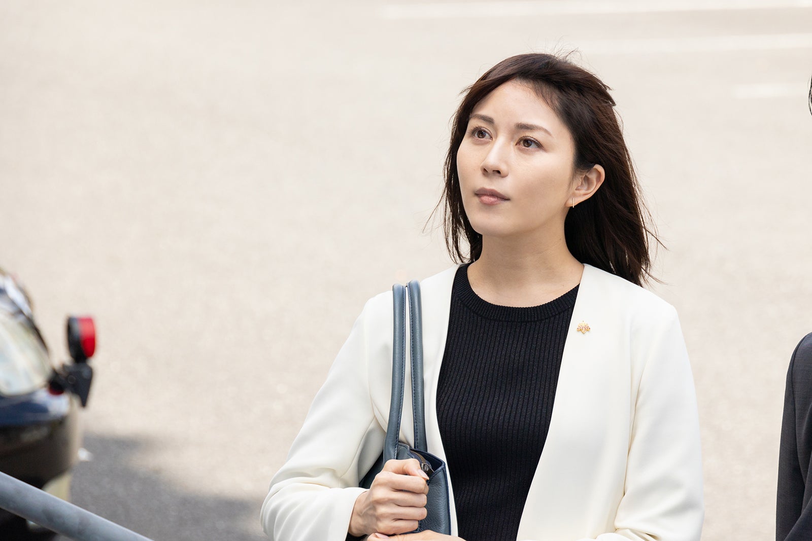 比嘉愛未「ケイジとケンジ、時々ハンジ。」第5話より（C）テレビ朝日