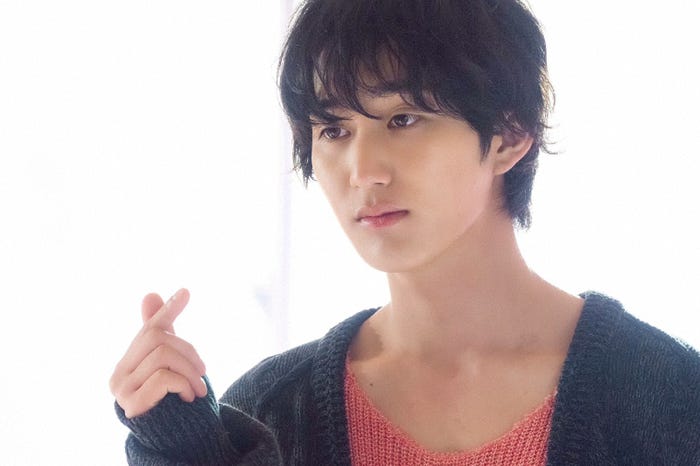 橋本涼「墜落JKと廃人教師 Lesson2」第3話より(C)sora・白泉社(C)「墜落JKと廃人教師」製作委員会・MBS