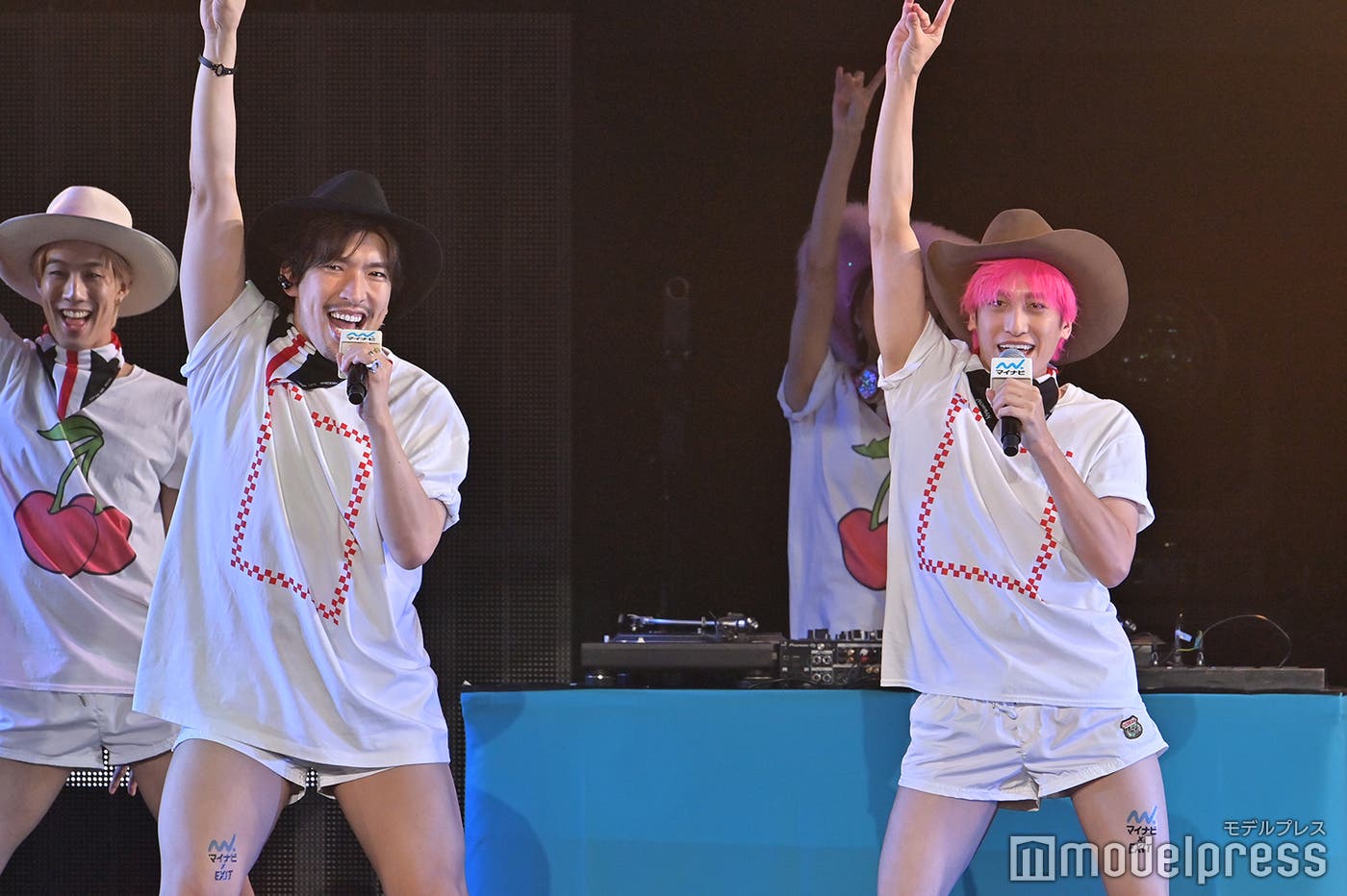 EXIT(C)モデルプレス