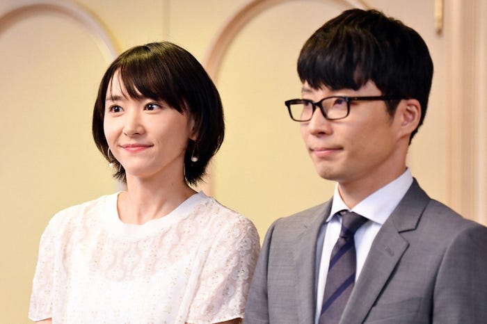 新垣結衣、星野源「逃げるは恥だが役に立つ」第2話・場面カット(C)TBS