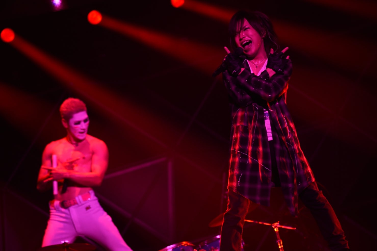 ゴールデンボンバー（C）テレビ朝日 ドリームフェスティバル 2017／写真：岸田哲平