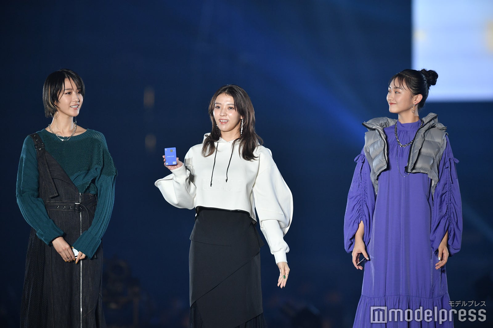 土生瑞穂、小林由依、山崎天 （C）モデルプレス