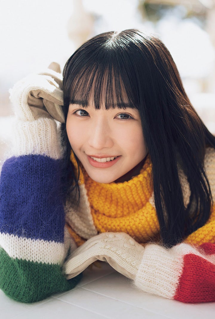 高雄さやか「B.L.T.」2023年4月号セブンネットショッピング購入特典ポストカード（提供写真）