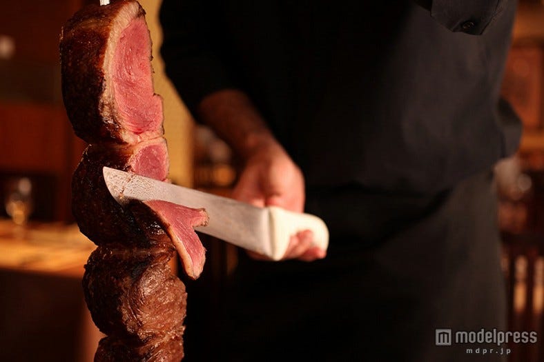 柔らかお肉にかぶりつき!都内のシュラスコ専門店6選