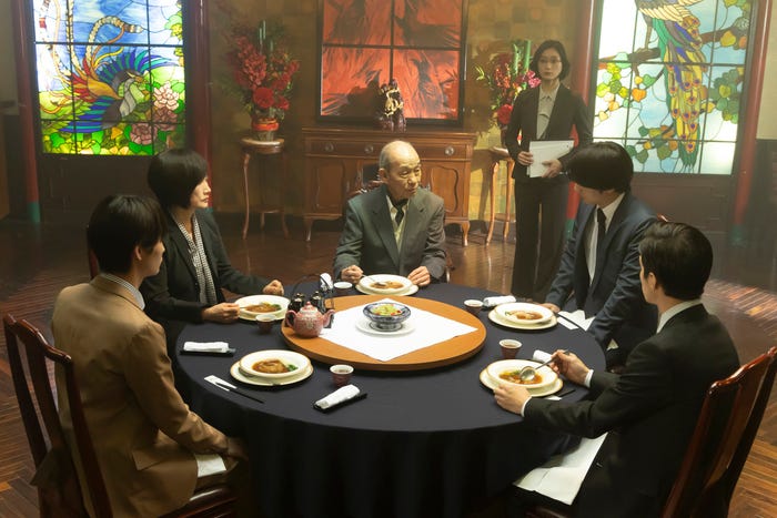 青木柚、余貴美子、笹野高史、赤楚衛二、錦戸亮「Re:リベンジ-欲望の果てに-」第3話より(C)フジテレビ