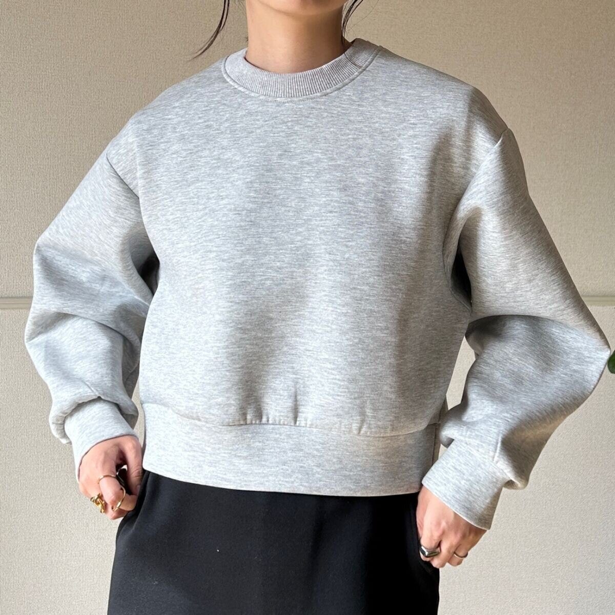 GUパフスウェットプルオーバー　Mサイズ着用感