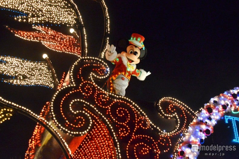 「東京ディズニーランド・エレクトリカルパレード・ドリームライツ」写真は2013年のもの
