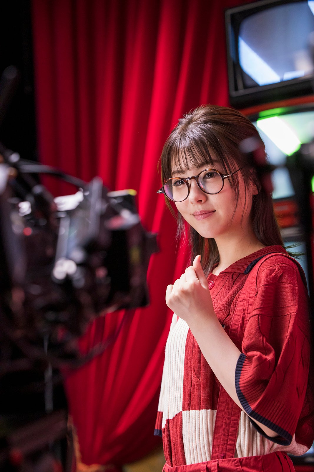 浜辺美波／新WEB動画メイキングより（提供写真）