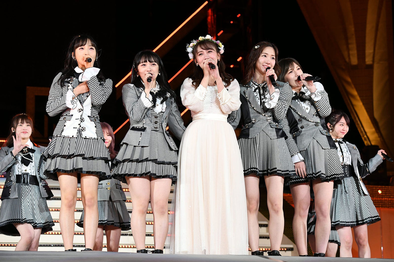 「AKB48グループ春のLIVEフェスin横浜スタジアム」（C）AKS