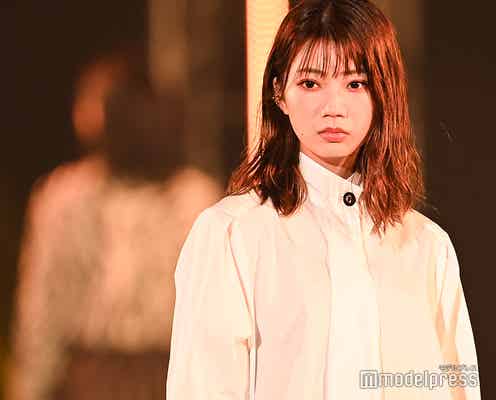 日向坂46高本彩花、クールにシャツドレス着こなす チラリ脚見せがポイント<TGC2020A/W ONLINE>