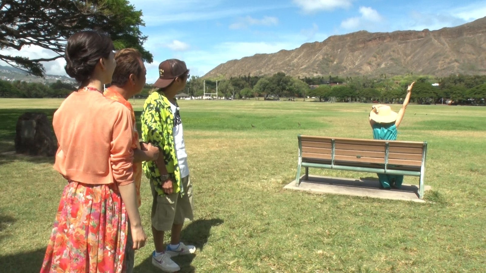 「モヤモヤさまぁ〜ず2 やっぱりTHEリゾートハワイ2025」（C）テレビ東京