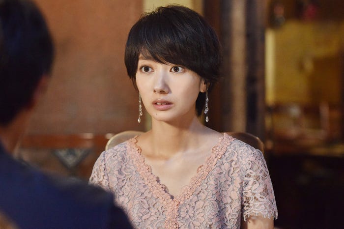 波瑠/「サバイバル・ウェディング」第9話より(C)日本テレビ