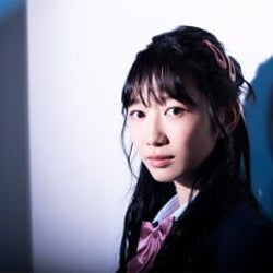 「鈍色の箱の中で」“役を生きる”岡本夏美――演じる高鳥あおいは「悪い子でも奔放でもなく、一番本能的」。“ふじゅりく”コンビとの共演裏話も