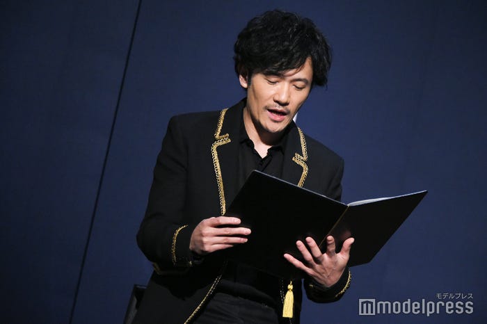 音声ガイドを生披露する稲垣吾郎 (C)モデルプレス