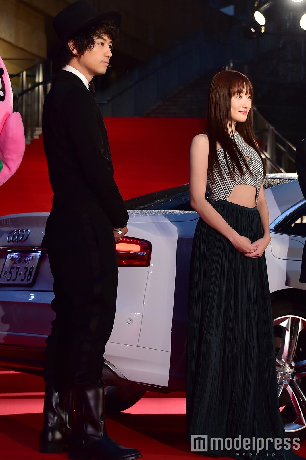 斎藤工、高梨臨（C）モデルプレス