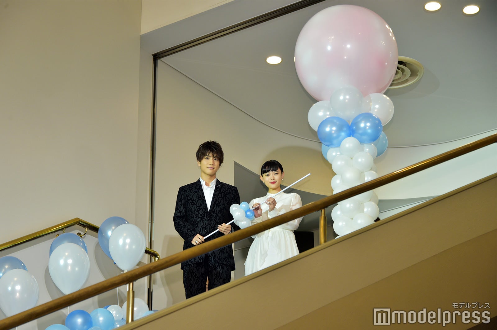 “ハッピーバルーンシャワー”／岩田剛典、杉咲花（C）モデルプレス