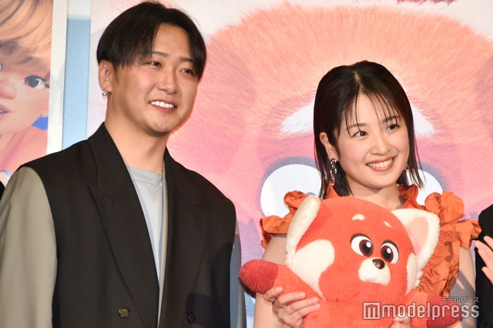 大野雄大、佐竹桃華(C)モデルプレス