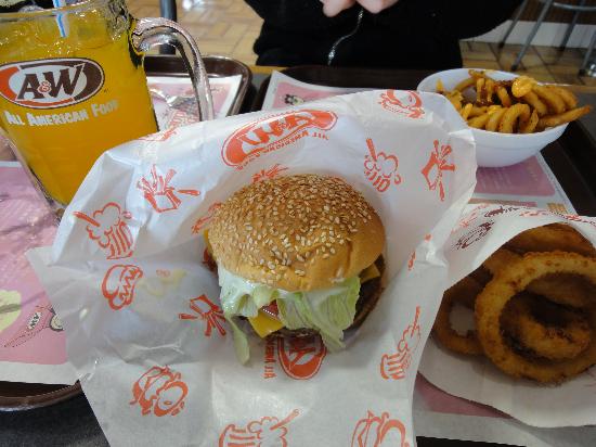 トリップアドバイザー提供