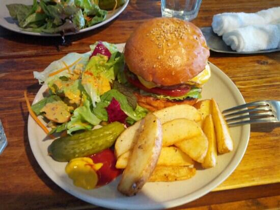 トリップアドバイザー提供