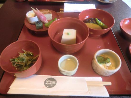 トリップアドバイザー提供