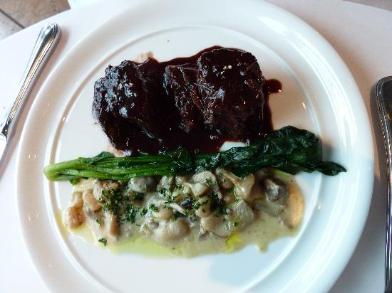 トリップアドバイザー提供