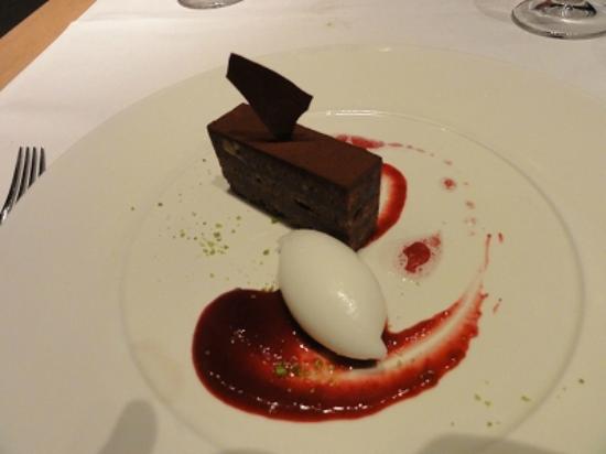 トリップアドバイザー提供