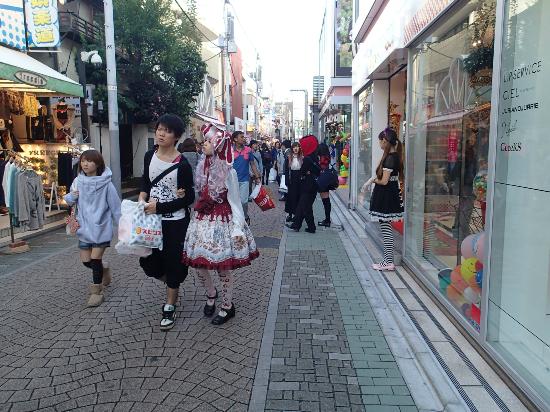 「トリップアドバイザー提供」