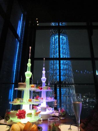 「トリップアドバイザー提供」