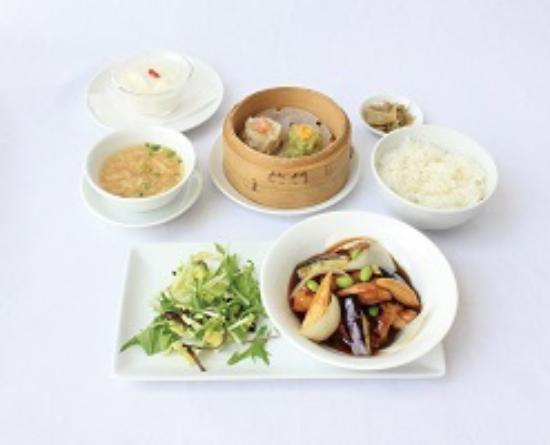 「トリップアドバイザー提供」