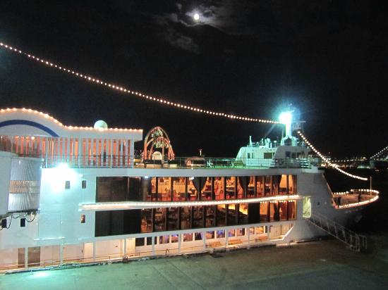 「トリップアドバイザー提供」