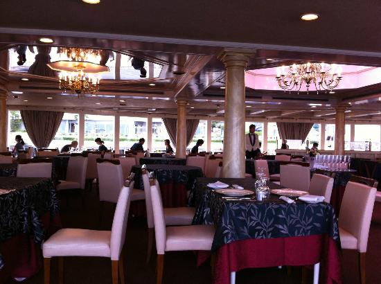 「トリップアドバイザー提供」