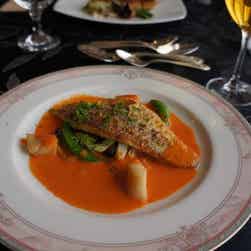 「トリップアドバイザー提供」