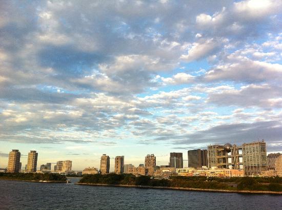 「トリップアドバイザー提供」