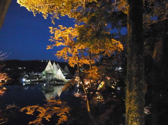 トリップアドバイザー提供