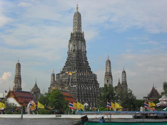 トリップアドバイザー提供