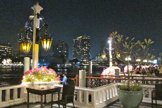 トリップアドバイザー提供