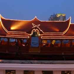 トリップアドバイザー提供