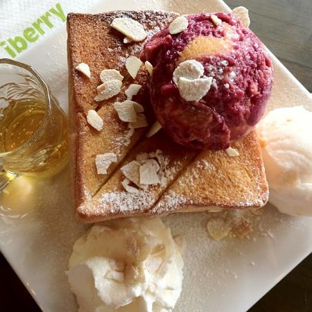 トリップアドバイザー提供