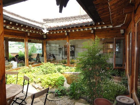 トリップアドバイザー提供