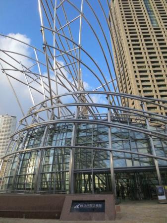 国立国際美術館 女子旅プレス 国立国際美術館 女子旅プレス