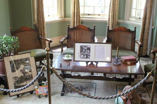 トリップアドバイザー提供