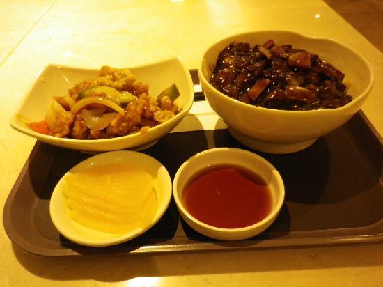 トリップアドバイザー提供