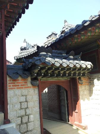 トリップアドバイザー提供