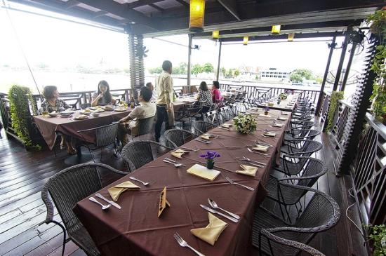 トリップアドバイザー提供