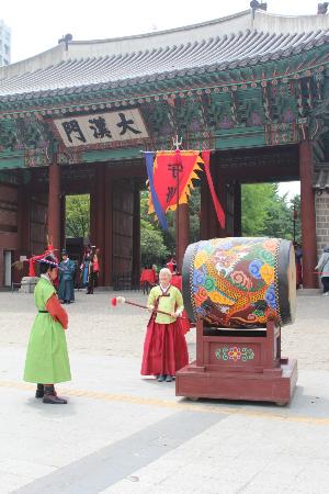 トリップアドバイザー提供