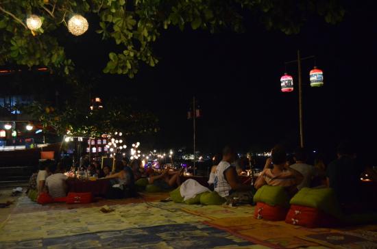 トリップアドバイザー提供