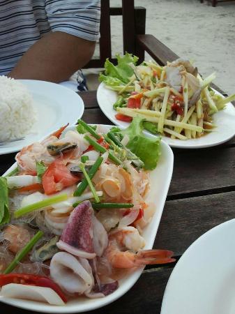 トリップアドバイザー提供