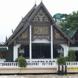 トリップアドバイザー提供