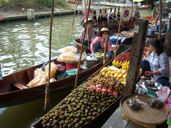 トリップアドバイザー提供